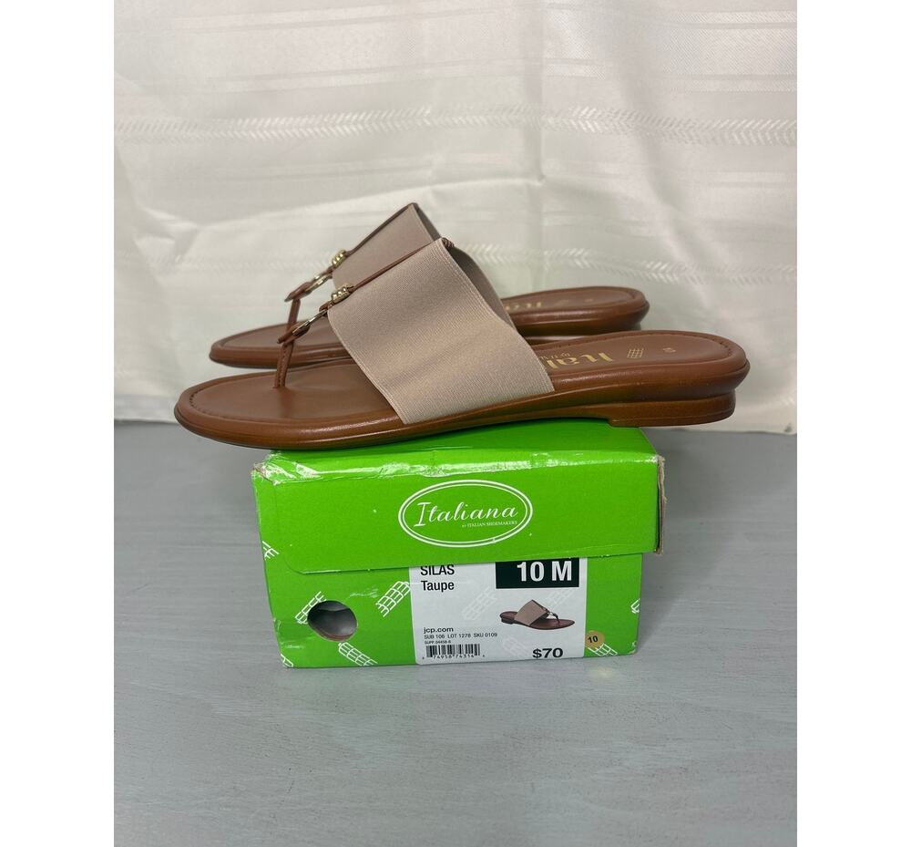 Italiana by Italian Shoemakers Silas Flat Sandals Taupe Womens Size 10 M